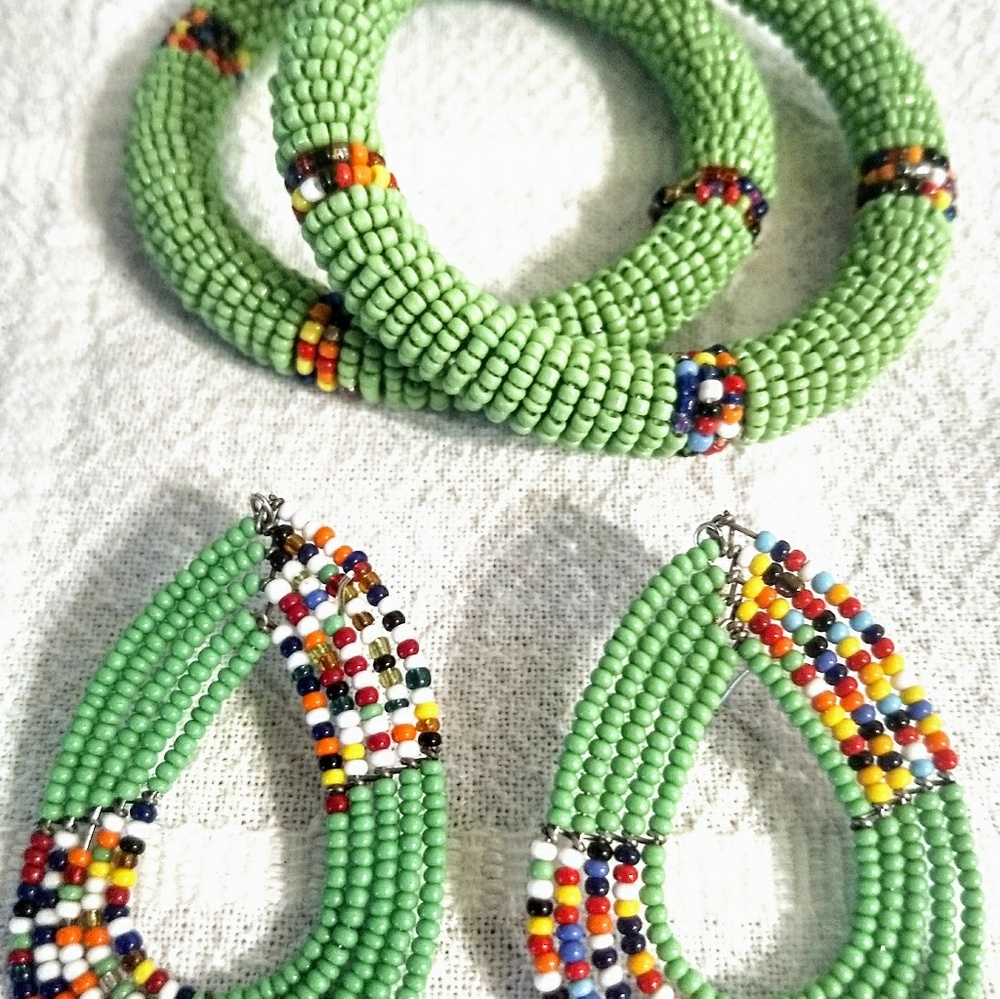Bracelet and Earing Set